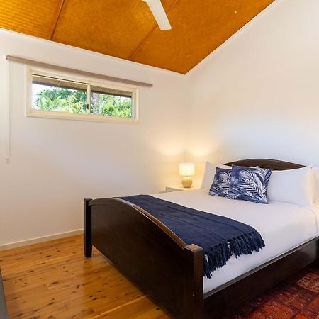 Surya Beachfront Villa Port Douglas Bagian luar foto